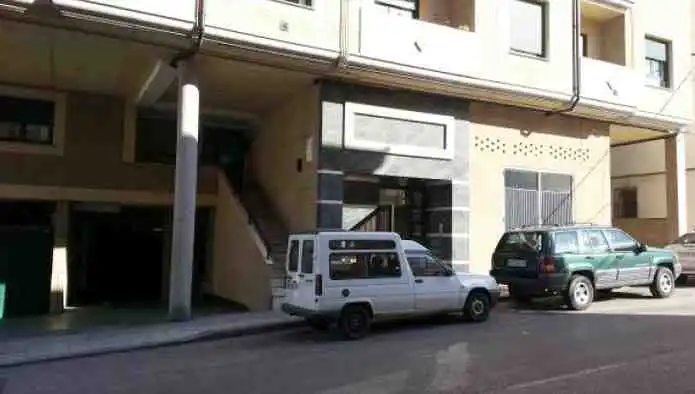 Vista exterior de Garatge en venda en Mieres (Asturias)