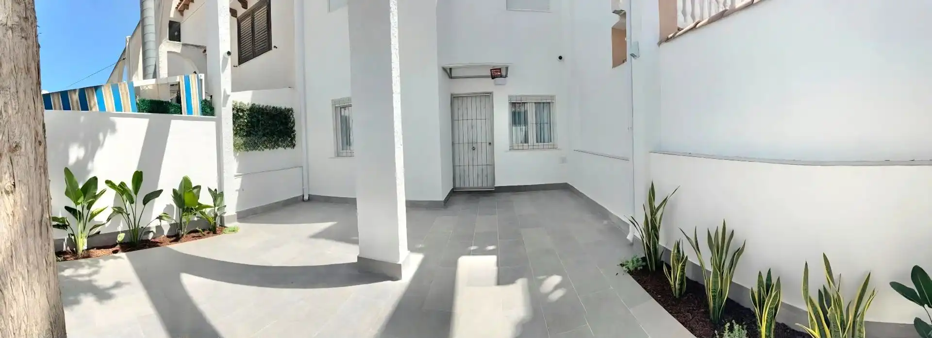 Adossat amb piscina en venda a calle luxemburgo, imagen 24