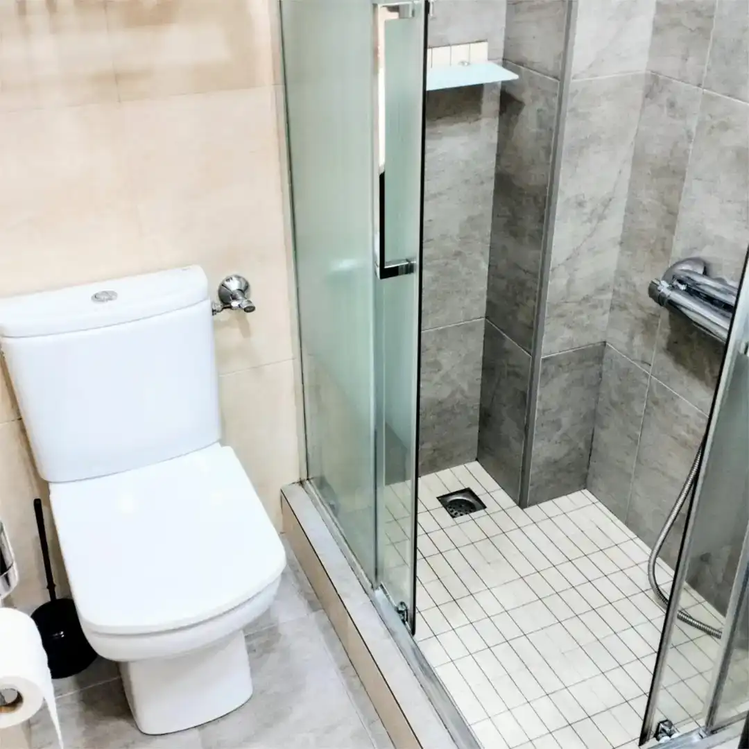 Bany de Dúplex de lloguer en Madrid amb Aire condicionat, Moblat i Forn