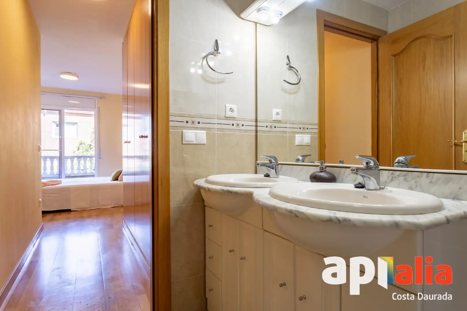 Baño de Casa adosada en venta en Cambrils con Calefacción, Jardín privado y Terraza