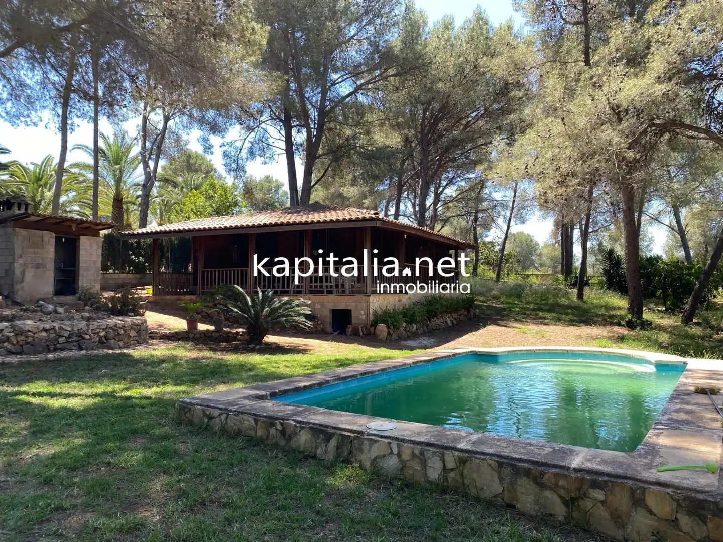 Casa o chalet en venta en Alberic con Jardín privado, Piscina y Amueblado