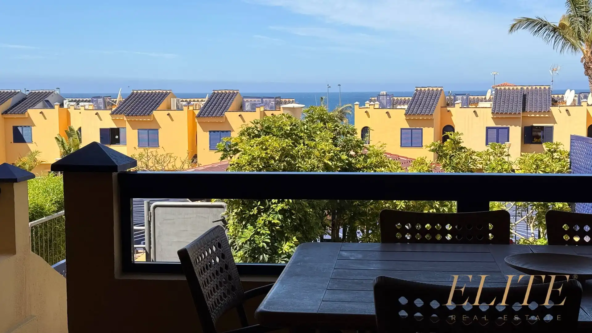 Terrace of Detached homes for sale in San Bartolomé de Tirajana  with Air Conditioner, Heating and Private garden