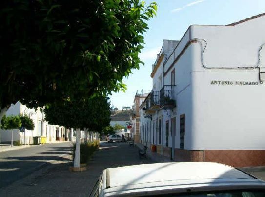 Vista exterior de Pis en venda en El Real de la Jara