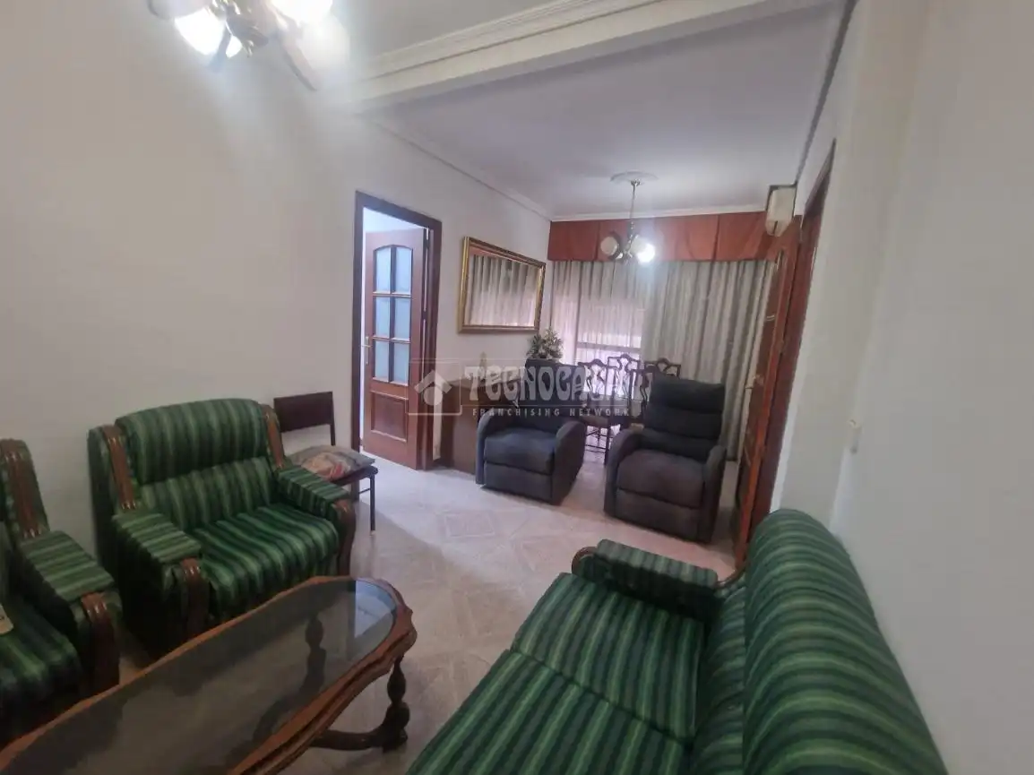Sala de estar de Piso en venta en Córdoba con Aire acondicionado, Terraza y Amueblado