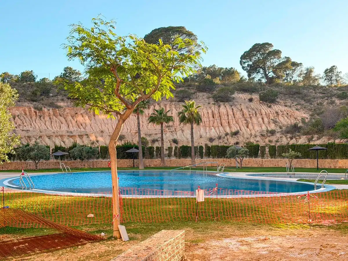 Piso con piscina en venta en Playa de Poniente, imagen 2