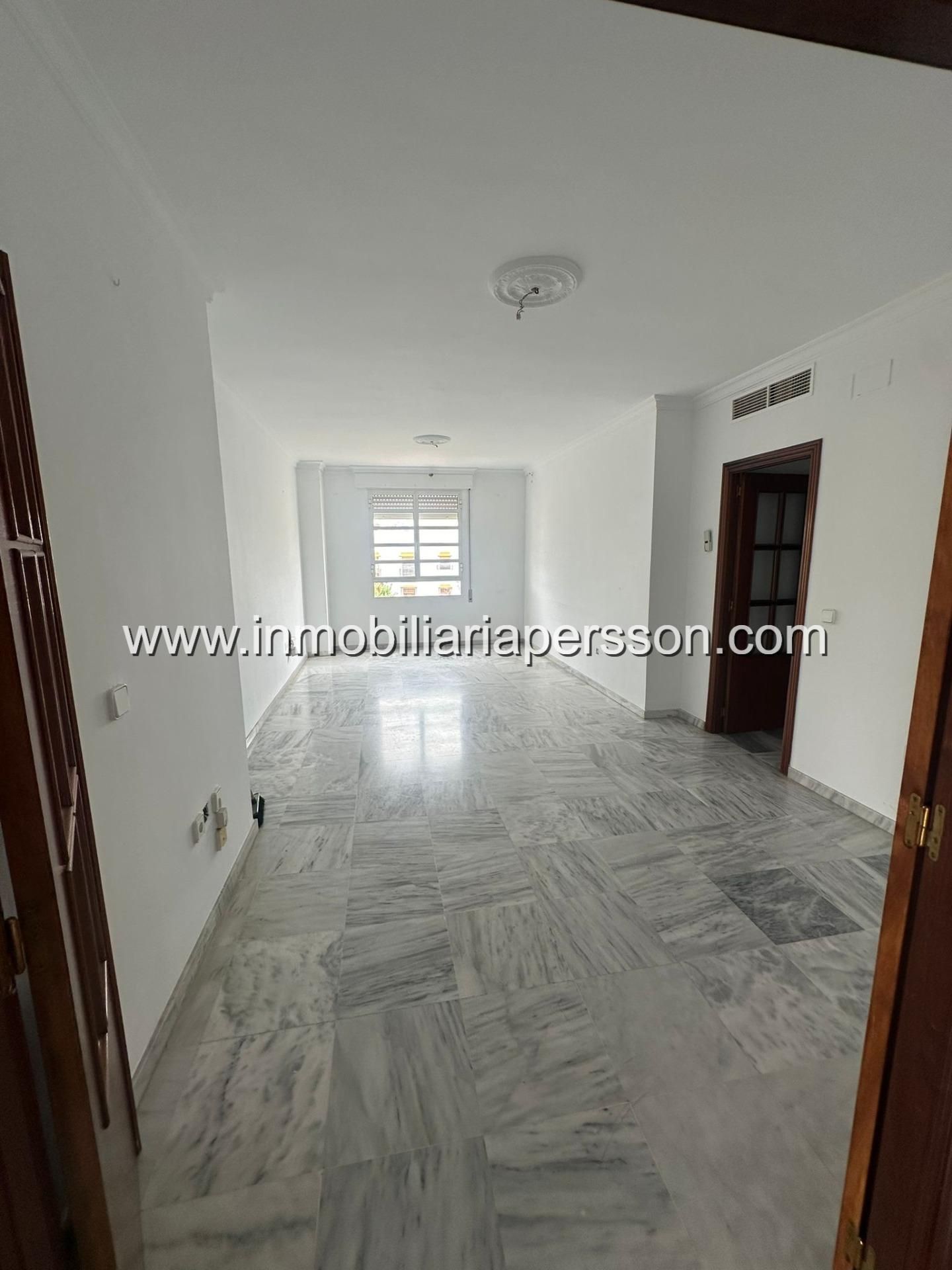 Flat for sale in Écija  with Air Conditioner and Community pool