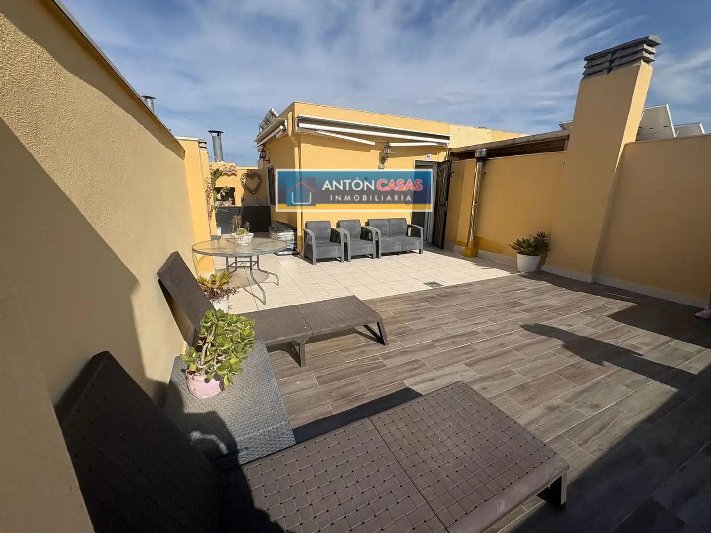 Terrace of Duplexes for sale in Novelda  with Air Conditioner, Terrace and Storage room