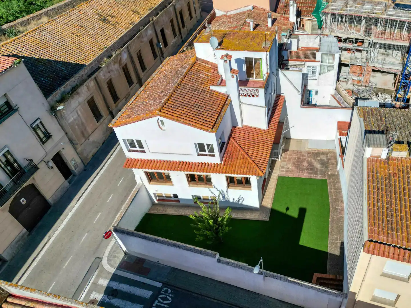 Vista exterior de Casa adosada en venda en Sant Feliu de Guíxols amb Calefacció, Jardí privat i Traster