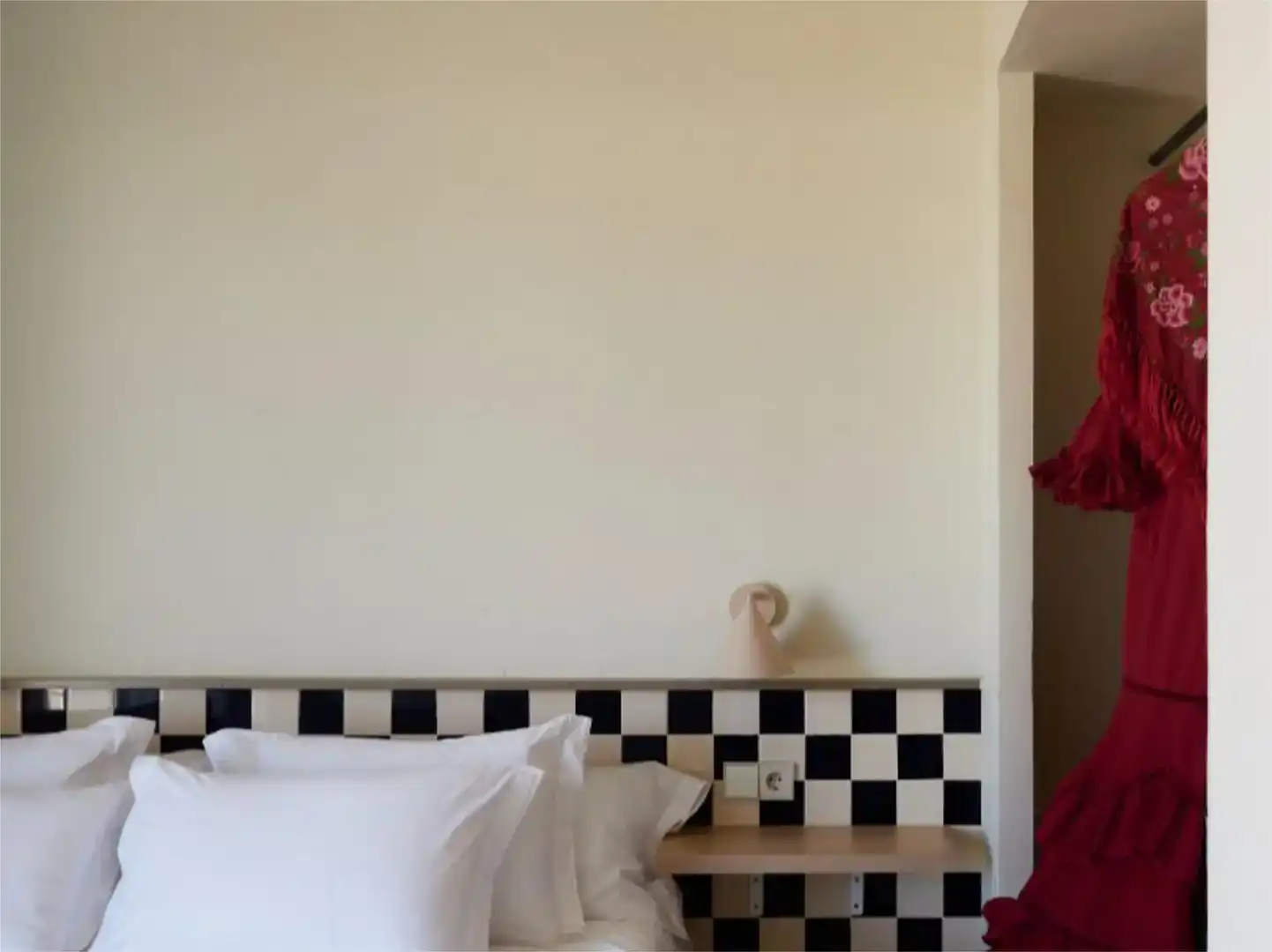 Schlafzimmer von Haus oder Chalet zur Miete in Almonte mit Klimaanlage, Privatgarten und Schwimmbad