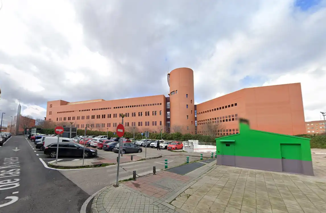 Vista exterior de Garaje en venta en Leganés