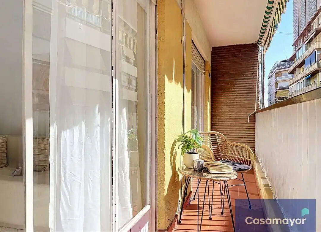 Balcony of Flat for sale in Centro