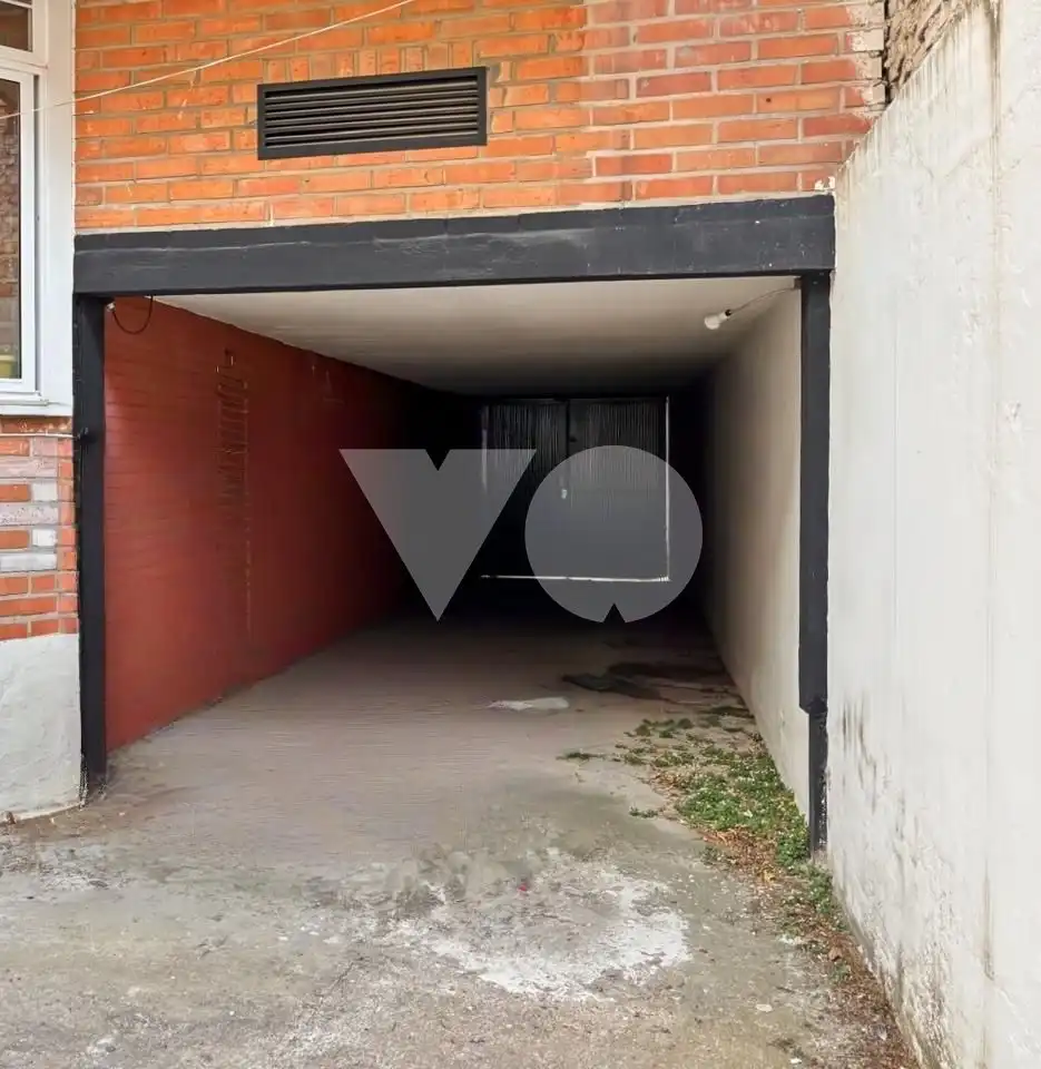 Parking de Piso en venta en Madrid con Parquet y Trastero