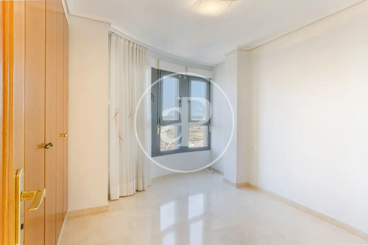 Bedroom of Flat for sale in Valencia  with Air Conditioner, Heating and Private garden