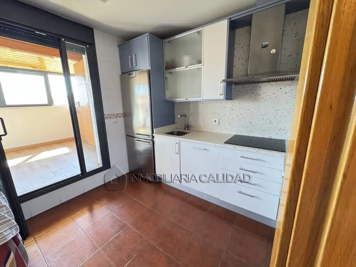 Cuina de Pis en venda en Burgos amb Calefacció, Terrassa i Traster