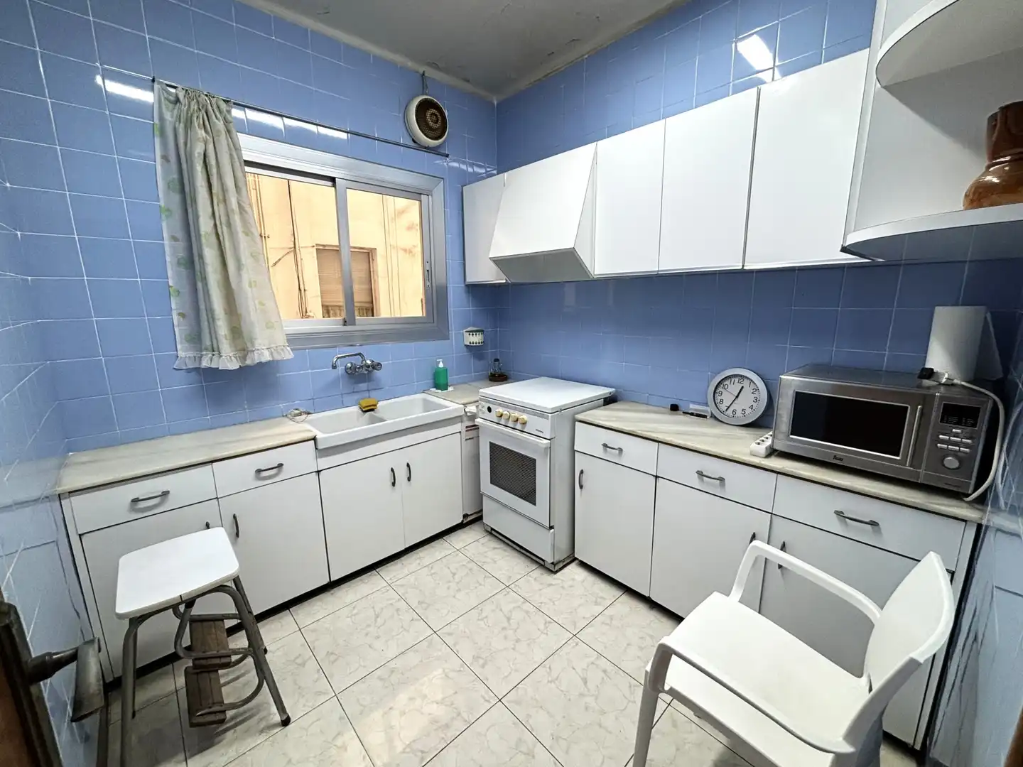 Cocina de Piso en venta en Barcelona con Balcón