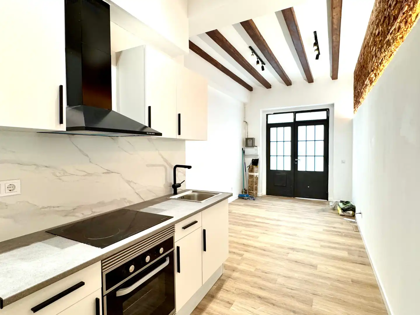 Cocina de Planta baja en venta en Barcelona