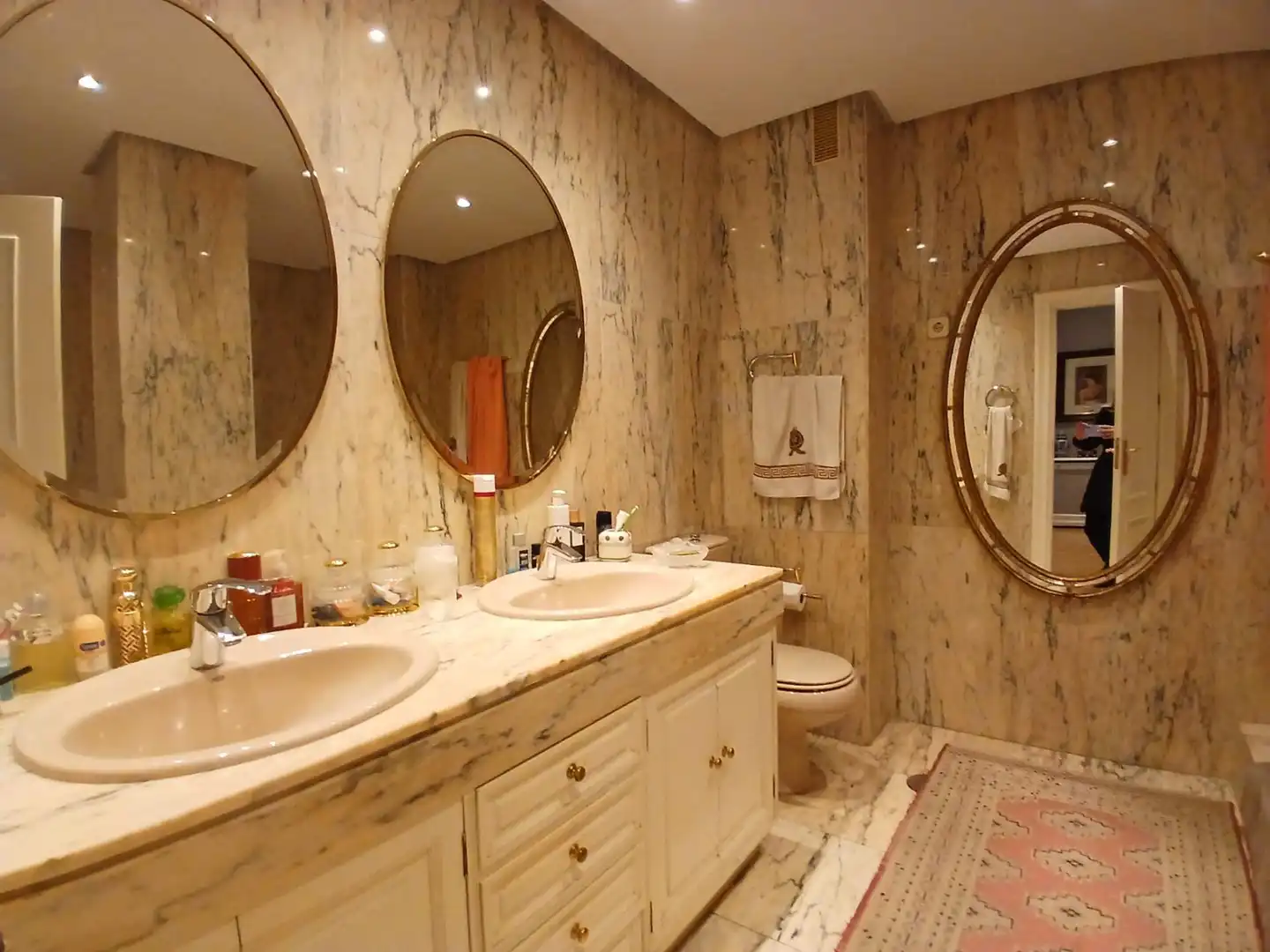 Bathroom of Flat for sale in Madrid  with Air Conditioner, Heating and Private garden