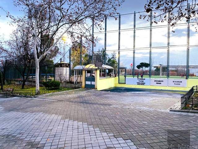 Garaje en Venta en Calle de Ginzo de Limia en Pilar