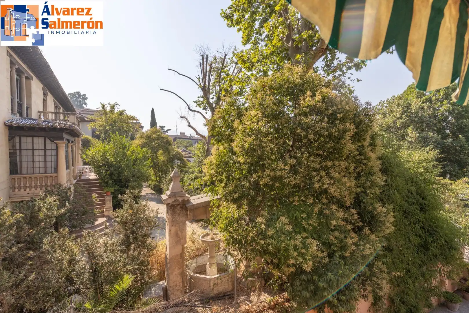 Jardí de Pis en venda en Granada amb Terrassa, Traster i Piscina comunitària