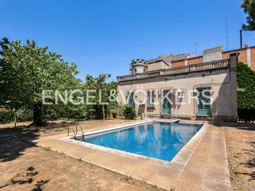 Casa con balcone in vendita a Marianao