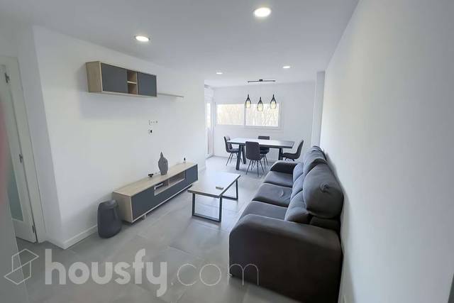 Piso en Venta en CL FRA FRANCESC PALOU, . en Es Camp Redó