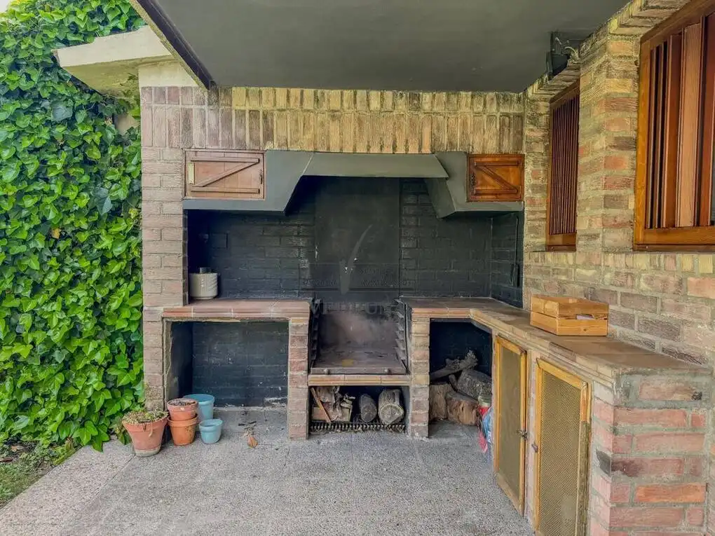 Cocina de Casa adosada en venta en Zaragoza con Aire acondicionado, Calefacción y Jardín privado
