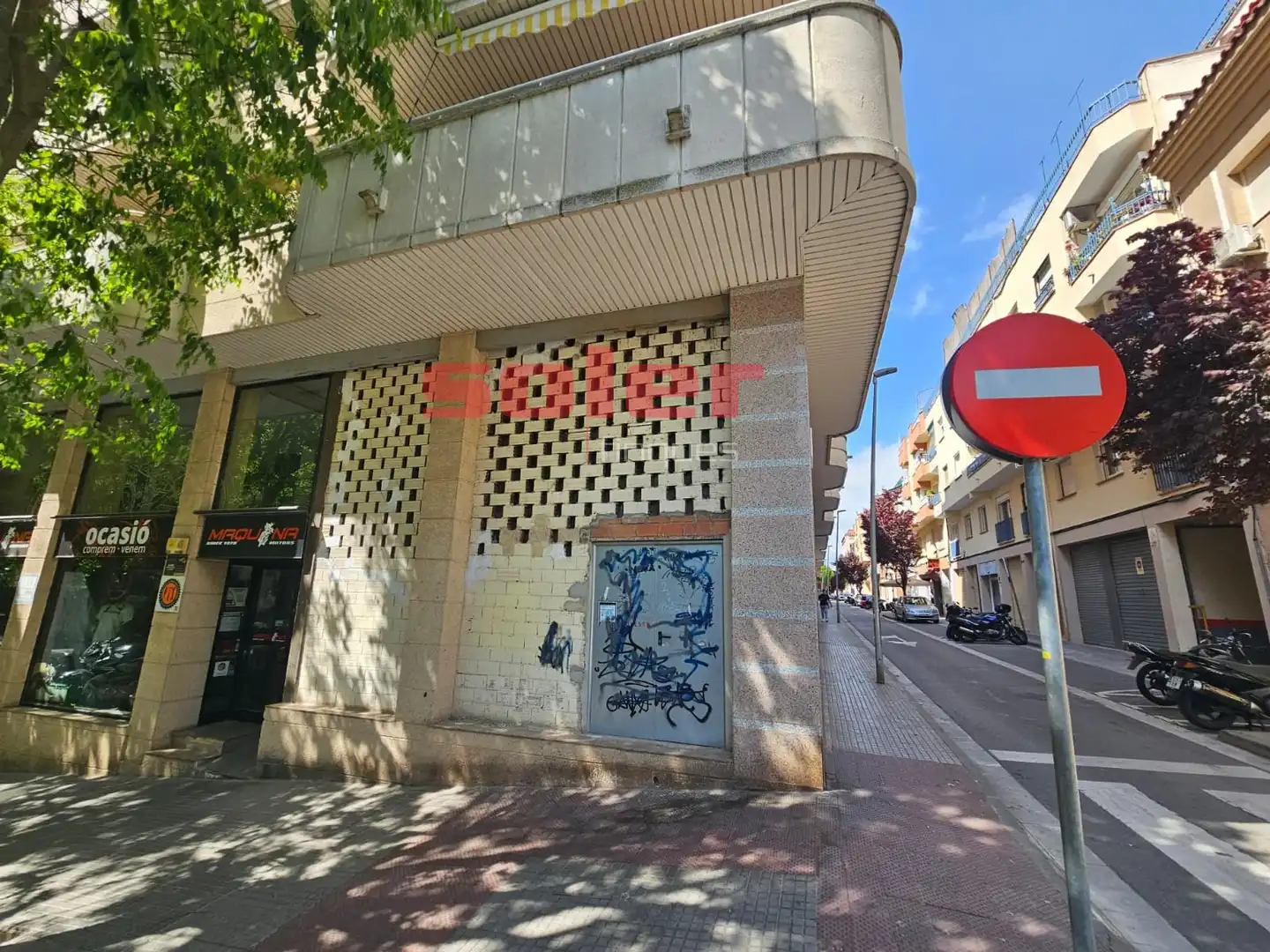 Außenansicht von Geschaftsraum zum Verkauf in Sant Cugat del Vallès
