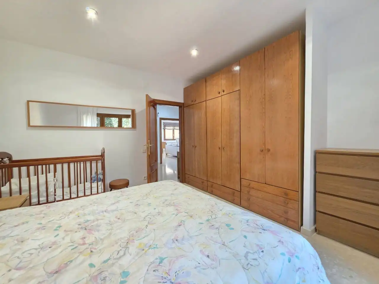 Habitación de Casa o chalet en venta en Montcada i Reixac con Aire acondicionado, Calefacción y Jardín privado