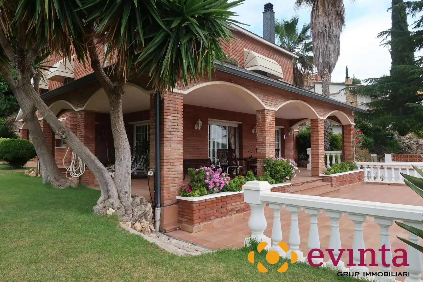 Jardín de Casa o chalet en venta en Vallirana con Calefacción, Jardín privado y Terraza