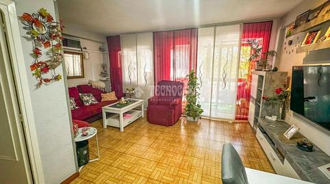 Foto 4 de Piso en venta en Villayuventus - Renfe, Madrid
