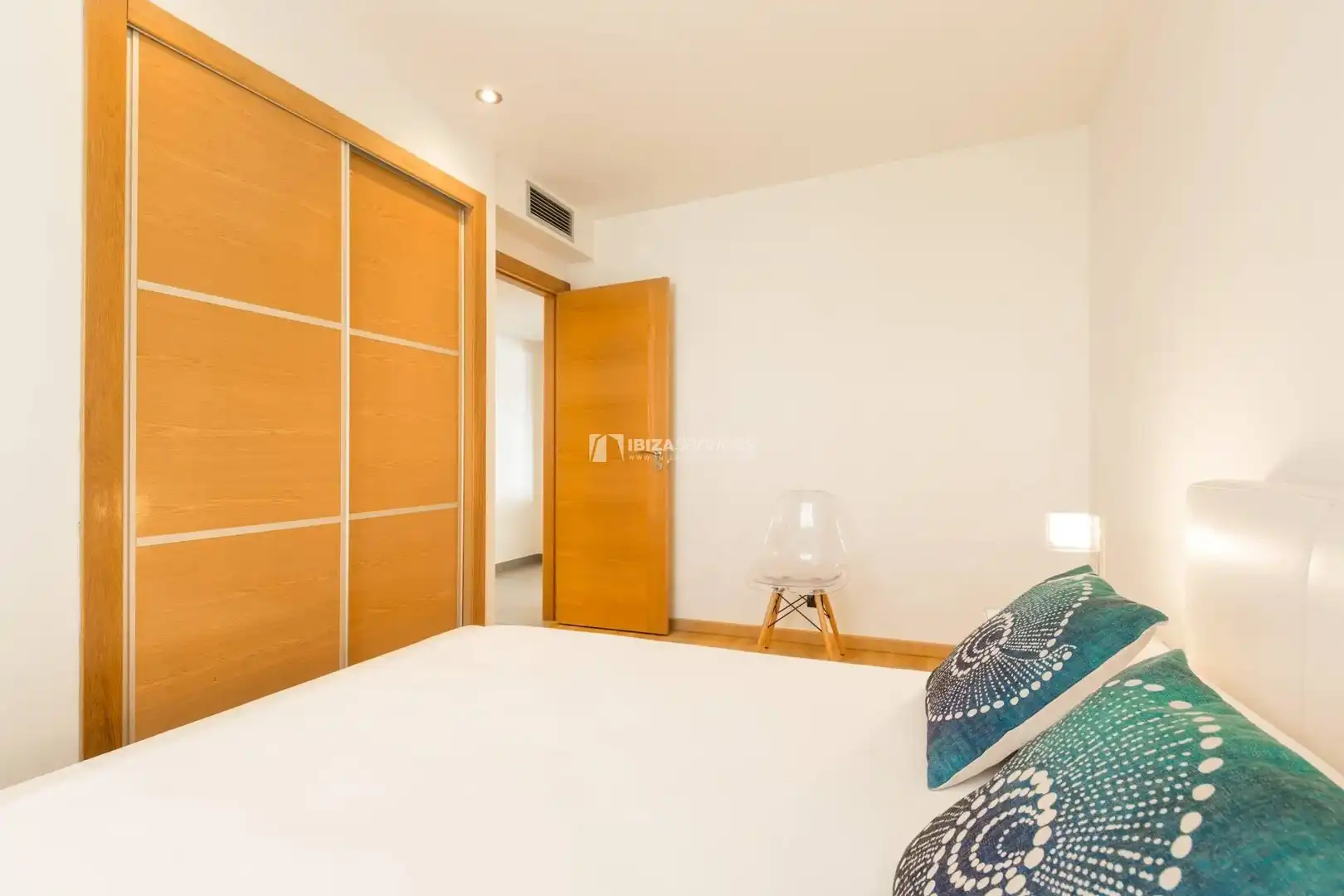 Flat for rent in Marina Botafoc - Platja de Talamanca