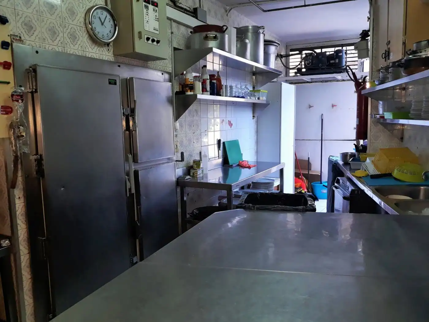Cocina de Local en venta en Cunit con Terraza