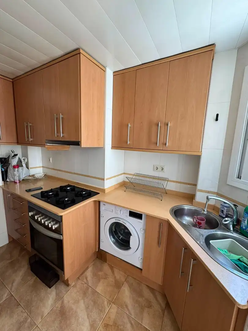 Cocina de Piso en venta en Cornellà de Llobregat con Aire acondicionado, Calefacción y Balcón