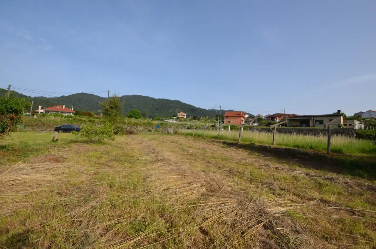 Residential zum Verkauf in Tui