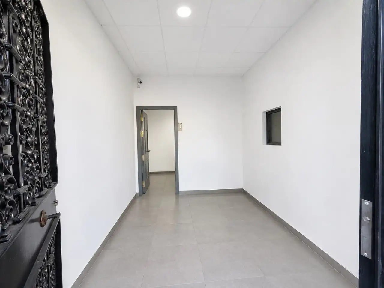 Nave industrial de alquiler en Córdoba con Calefacción y Alarma