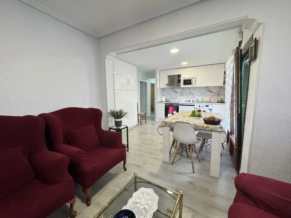Flat with terrace for sale in Bergara