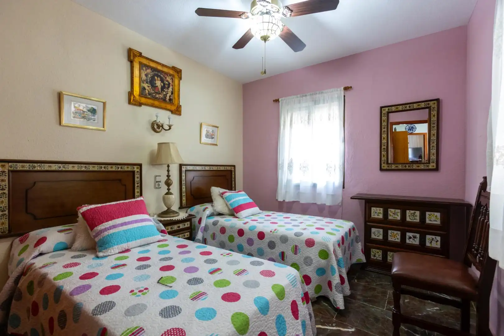 Schlafzimmer von Wohnung zum Verkauf in Almuñécar mit Klimaanlage, Privatgarten und Terrasse