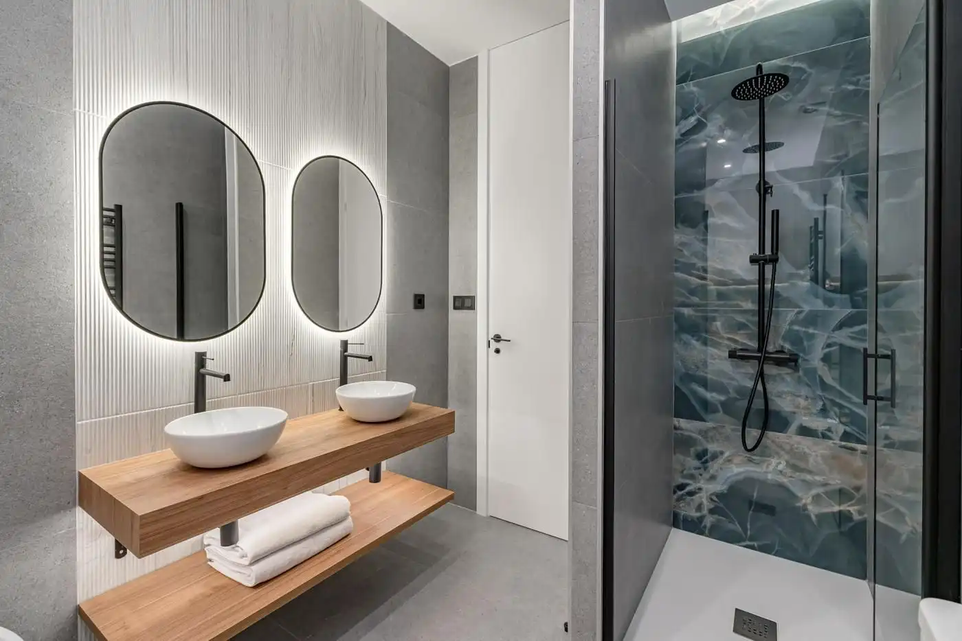 Badezimmer von Wohnung zum Verkauf in Madrid mit Klimaanlage und Heizung