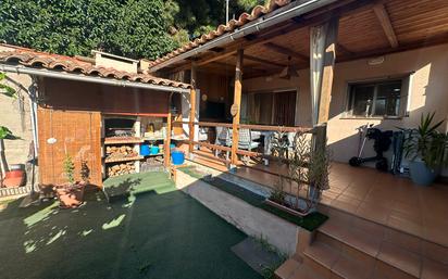 Garden of House or chalet for sale in Santa Coloma de Gramenet  with Air Conditioner and Terrace