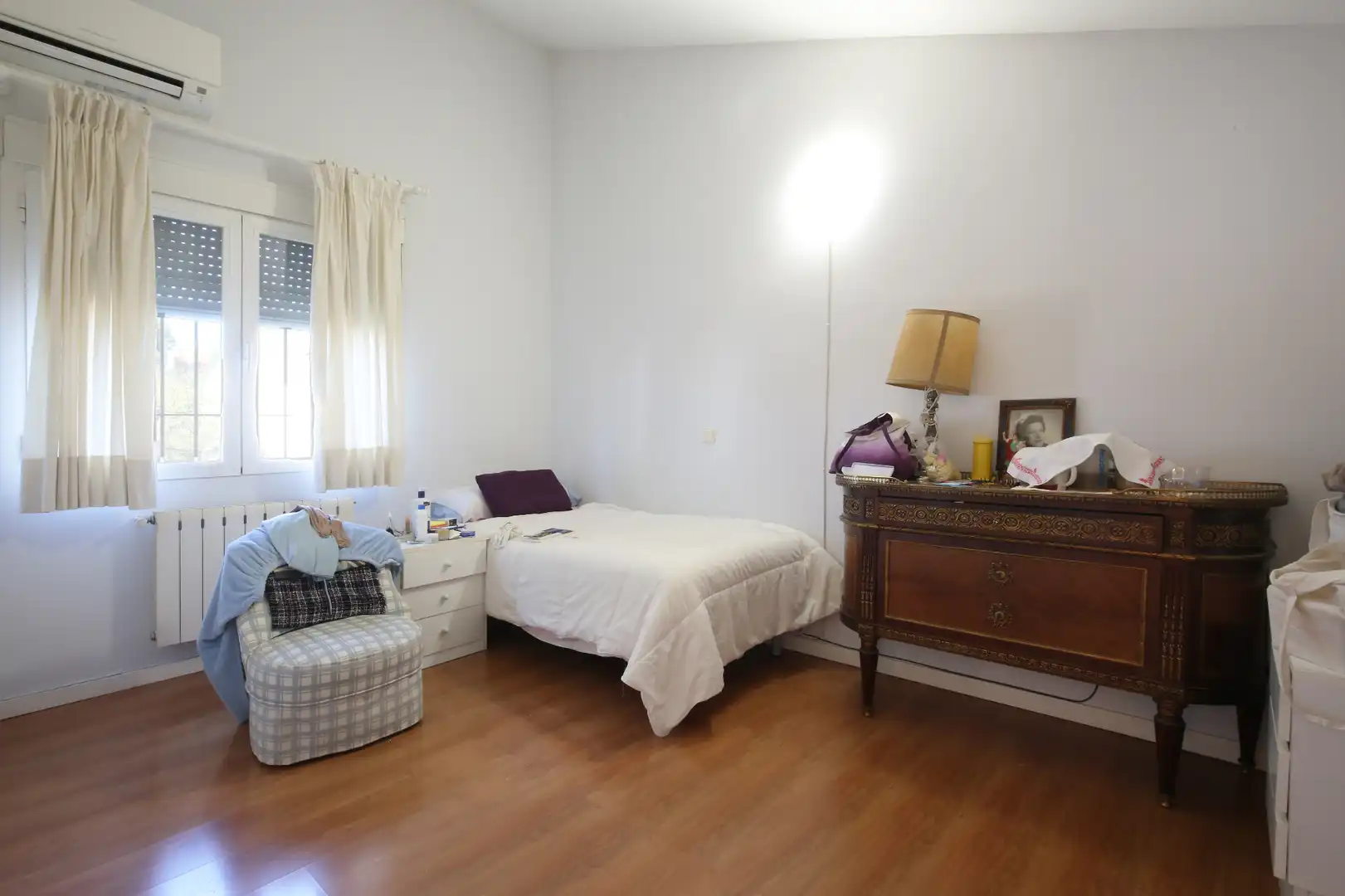 Bedroom of Houses for sale in Las Rozas de Madrid  with Air Conditioner and Heating