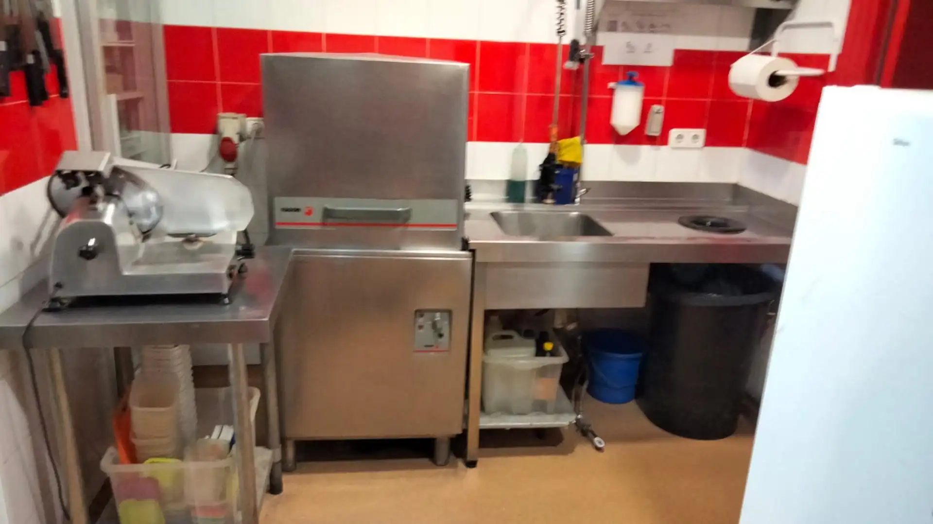 Business premises for transfer in Genil, imagen 16