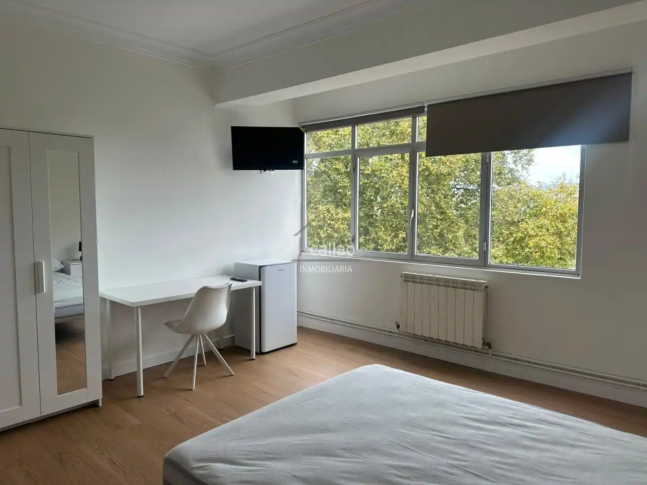 Bedroom of Flat for rent in Ferrol  with Heating and Furnished