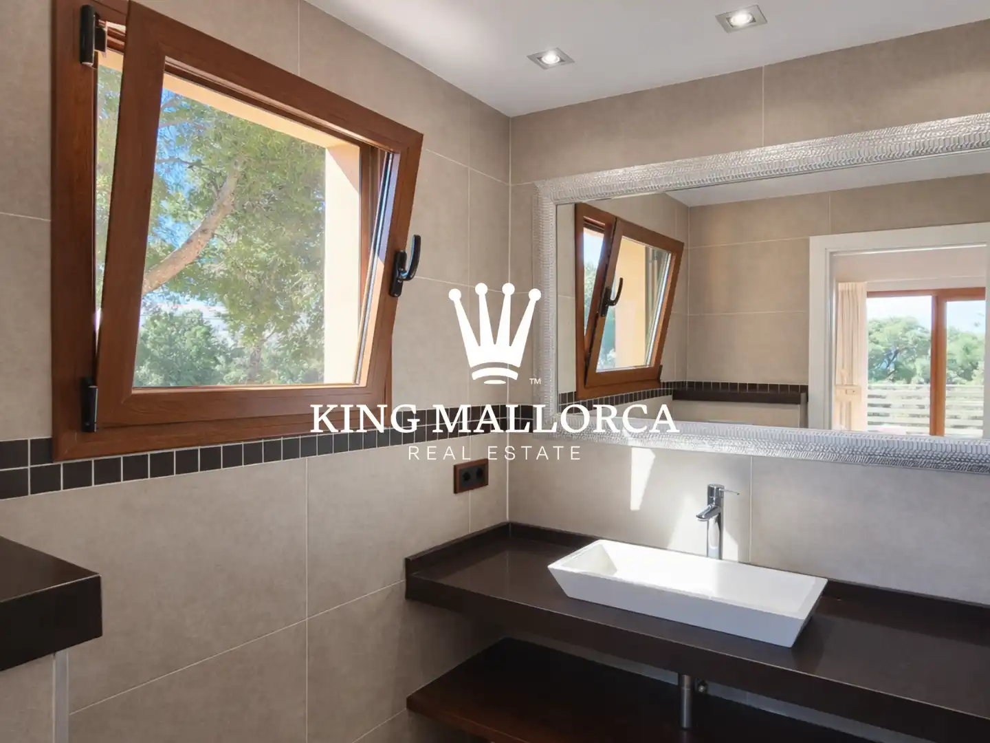 Bathroom of Attic for sale in Calvià  with Air Conditioner, Heating and Terrace