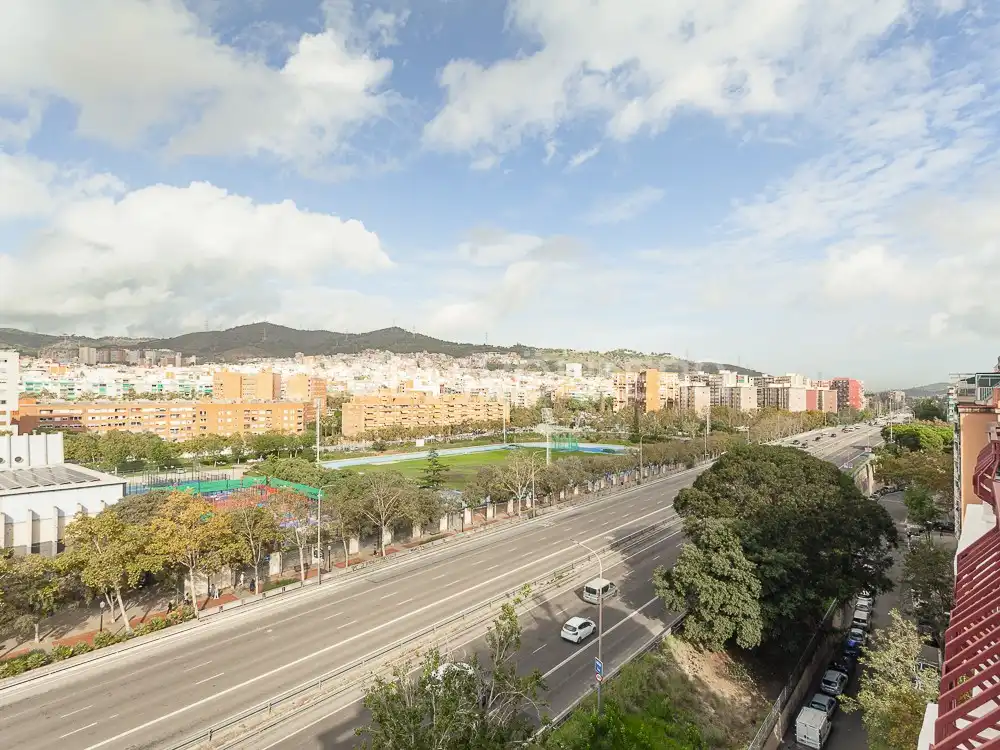 Außenansicht von Dachboden zum Verkauf in Barcelona mit Klimaanlage, Heizung und Terrasse