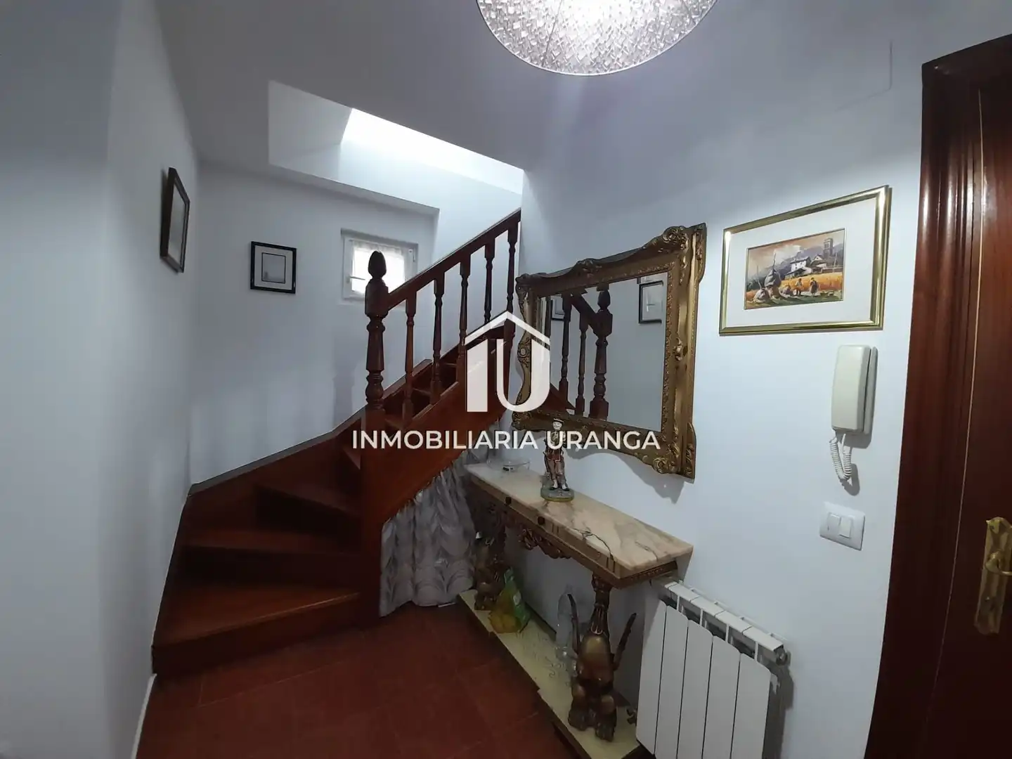Piso en venta en Castro-Urdiales con Calefacción, Terraza y Trastero