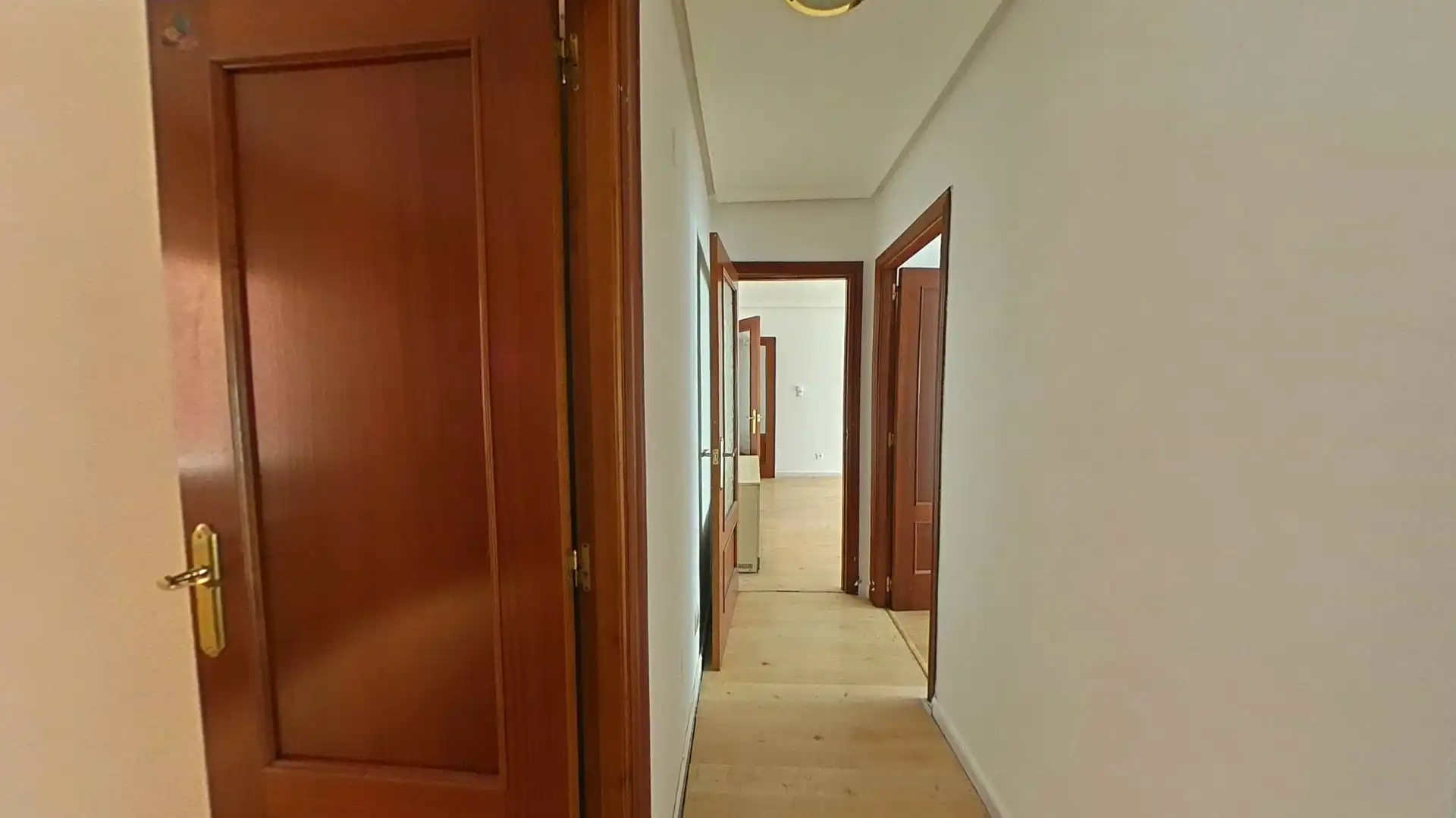 Wohnung zum Verkauf in Benavente mit Heizung, Ofen und Balkon