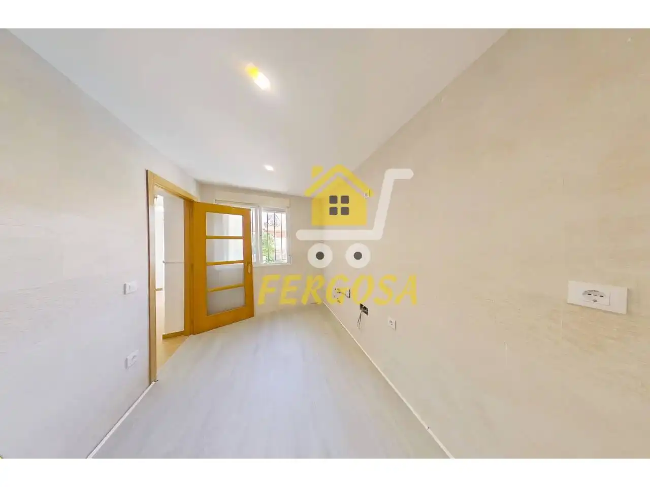 Casa adosada en venda en Las Ventas de Retamosa amb Jardí privat, Terrassa i Piscina