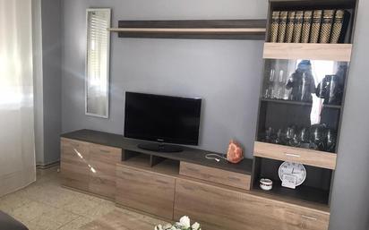 Living room of Flat to rent in Villarrobledo  with Air Conditioner, Terrace and Balcony