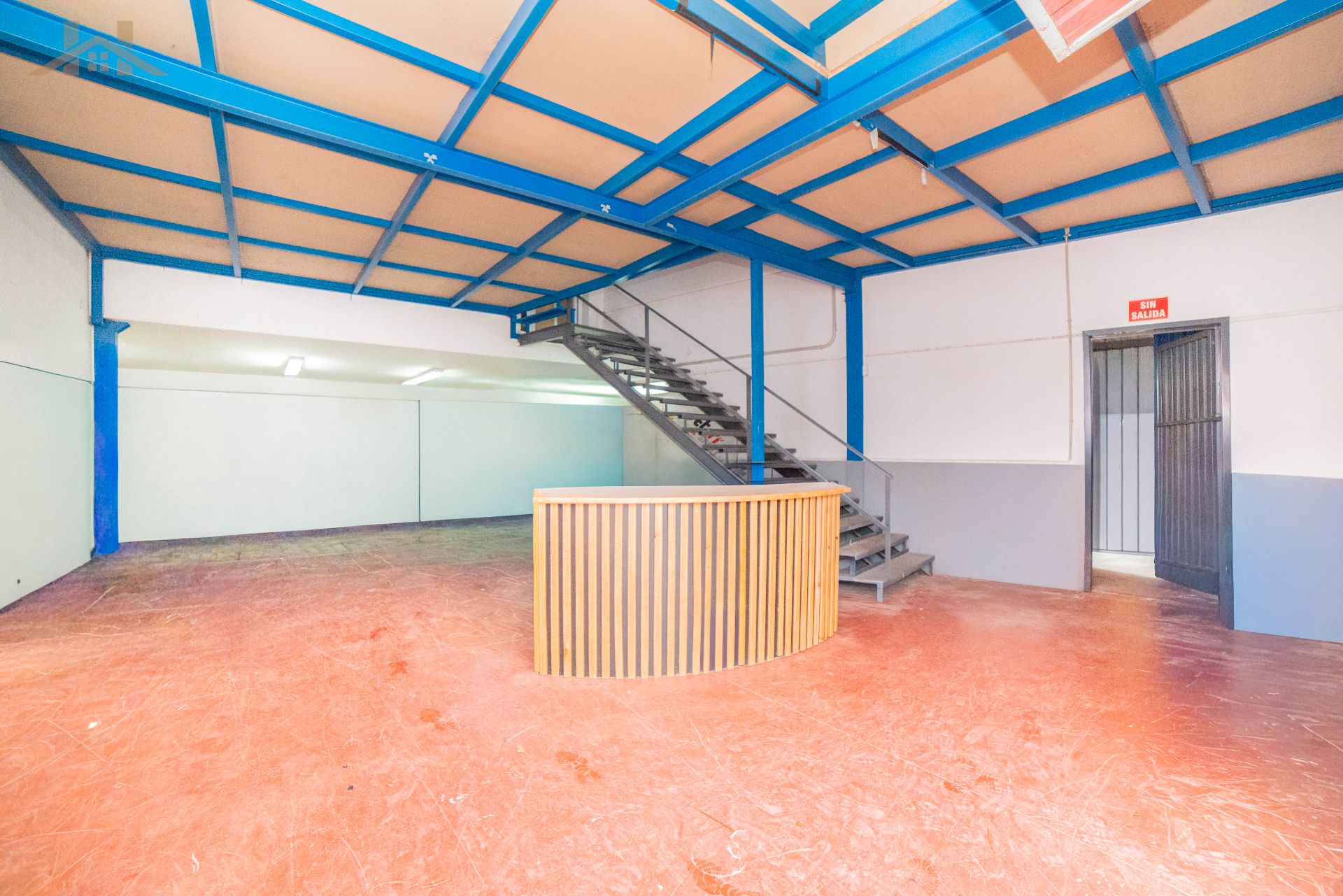 Industrial buildings for sale in Pelayos de la Presa  with Alarm