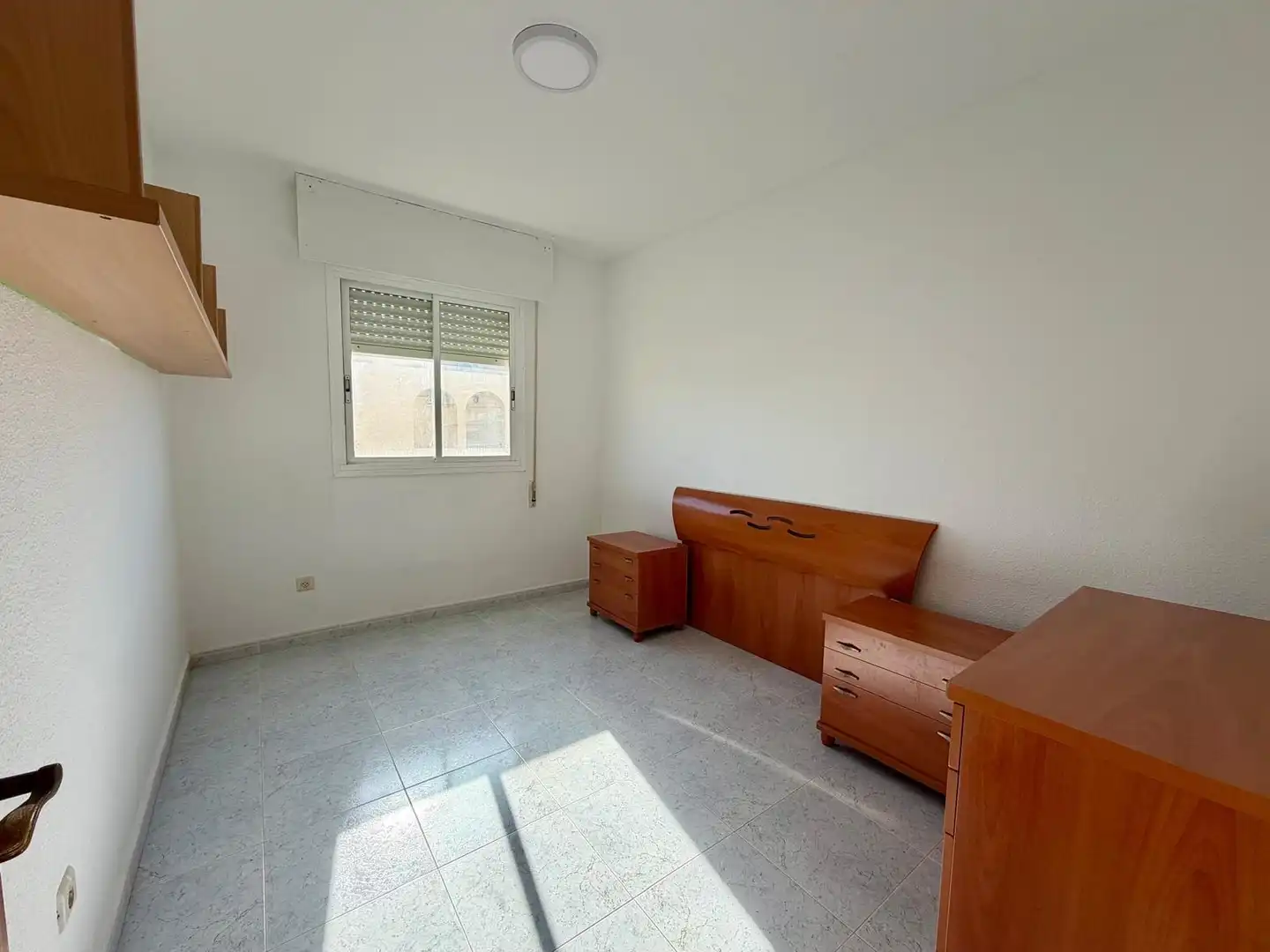 Habitación de Casa adosada en venta en Almería con Jardín privado, Terraza y Amueblado